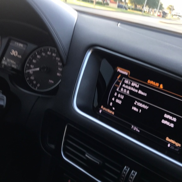 Meet your Posher, Taylor - Picture 1 of 1